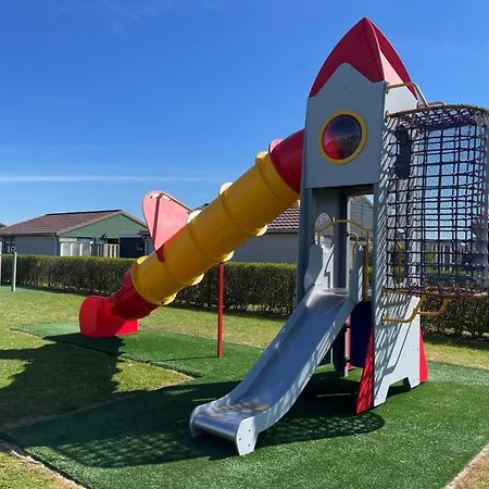 Casa de Férias Neu! Zijper 24